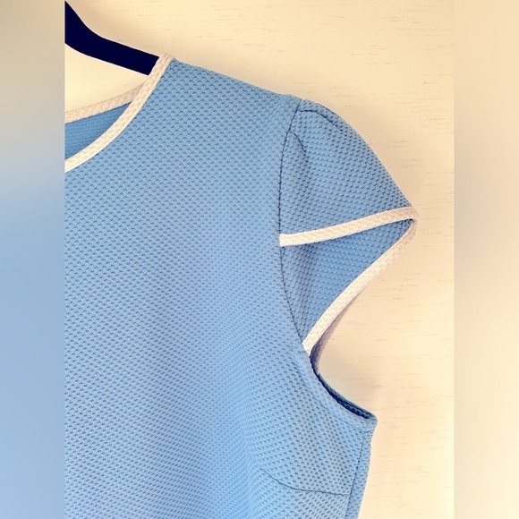 4/$20 Dorothy Perkins  NWT white lined puff short sleeve blue top- Size 14 - Picture 7 of 12
